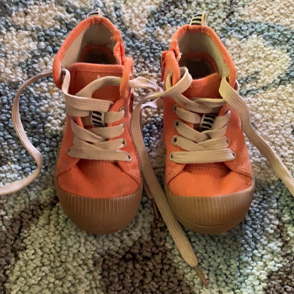 Cat&Jack zipper high top sneaker